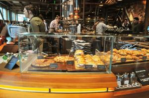 Starbucks Reserve By Joe Mabel Wikimedia